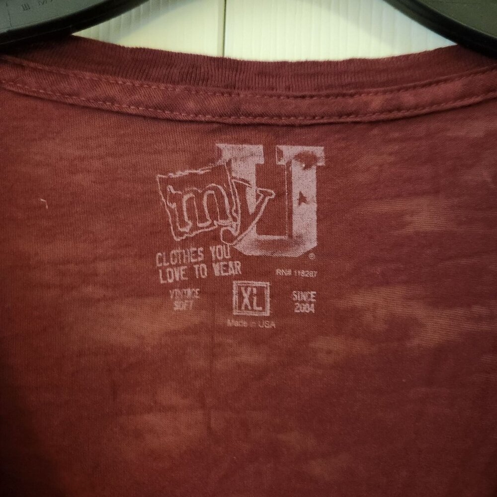 Virginia Tech V-Neck T-Shirt XL Maroon Womens My U Vintage Soft NWT - Picture 3 of 9